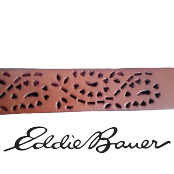 Eddie Bauer Women's Laser Cut Out Floral Hearts Brown Leather Belt Size Small - Picture 3 of 3